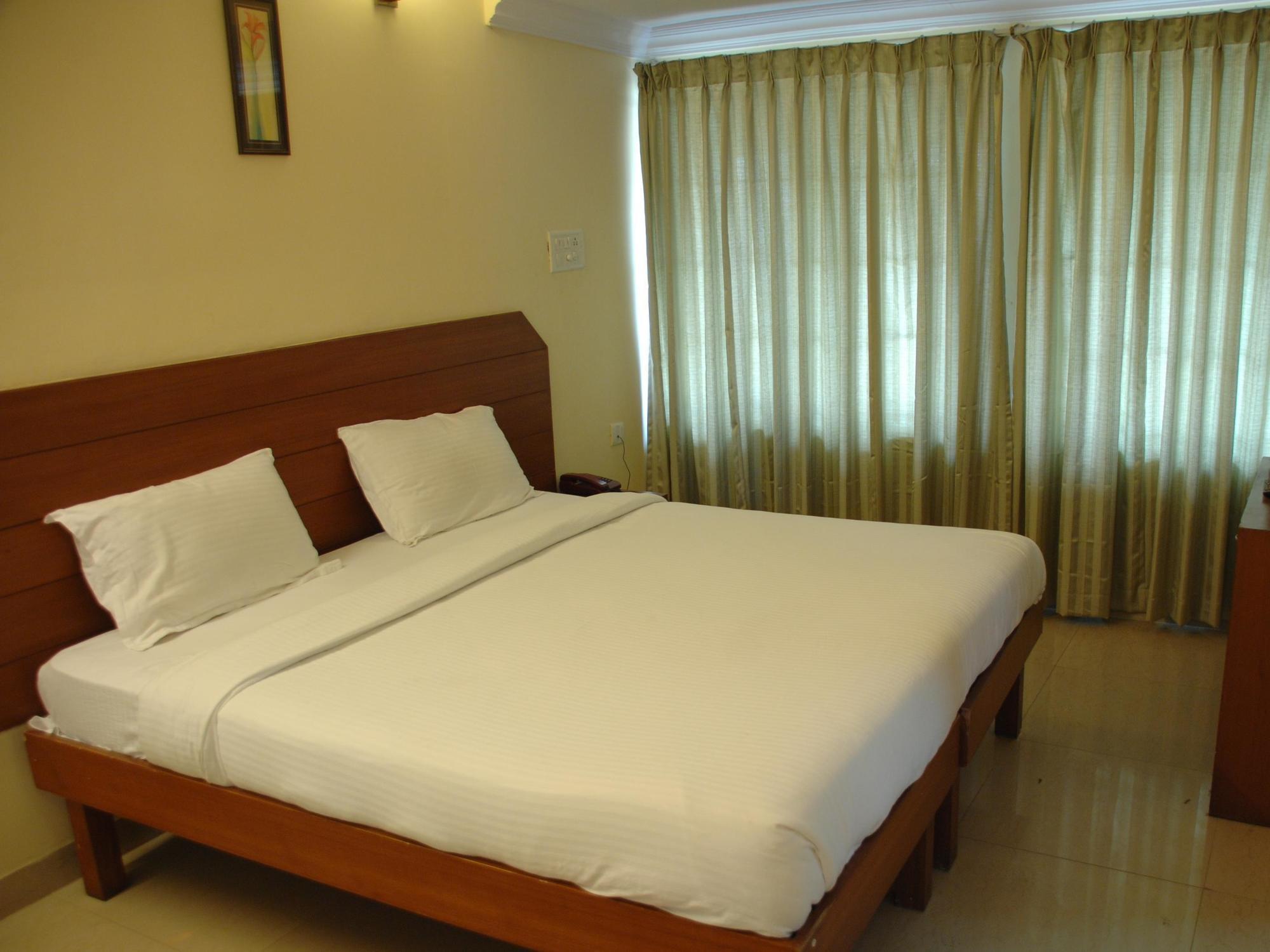 Atlaantic Inn Bangalore Exterior foto